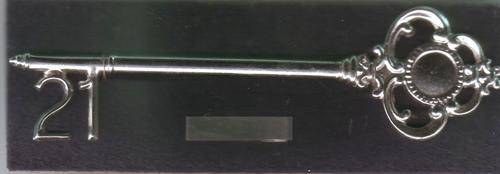 21st BIRTHDAY KEY WITH NAME PLATE 190MM LENGTH