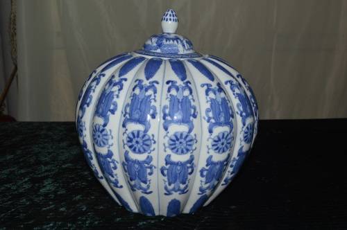 lovely blue and white pumpkin jar