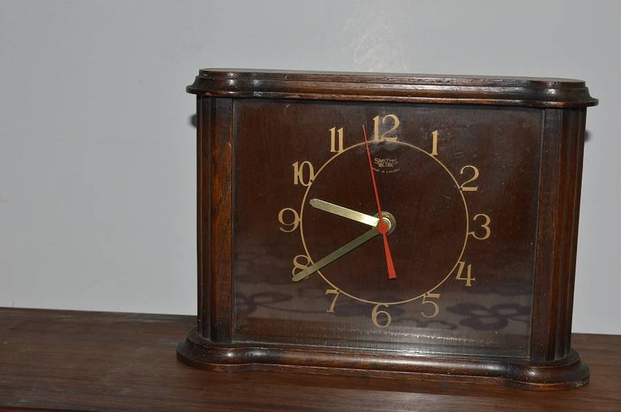 Art Deco Smiths Sectric England mantle clock