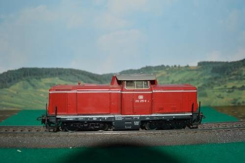3072 Märklin H0 Diesellok V100 212215-8