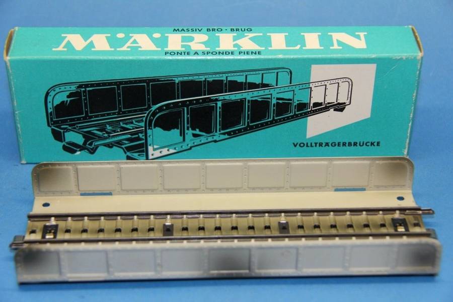 Marklin M track 7161 girder bridge