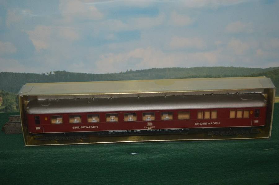 LILIPUT HO 83600 dining Car DB