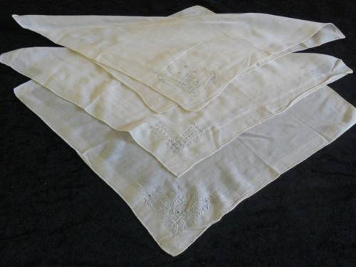VINTAGE VERY FINE COTTON HANKIES