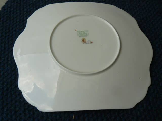 Porcelain plate  SHELLY England "Heather" 24CM X 21 CM