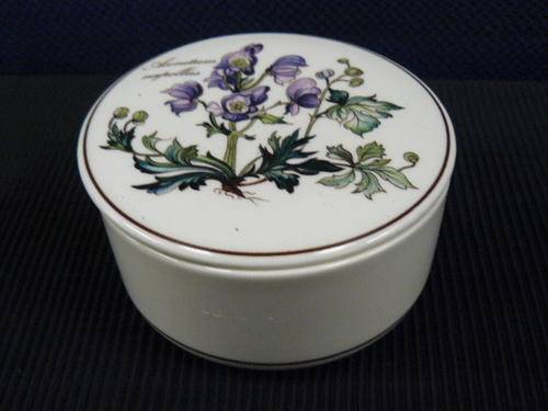VILLEROY AND BOCH BOTANICA TRINCKET BOX PORCELAIN GERMAN