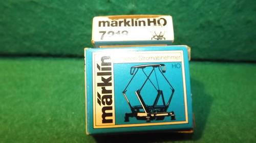 MARKLIN HO TYPE 8 PANTOGRAPH 7218 OLD STOCK NEW
