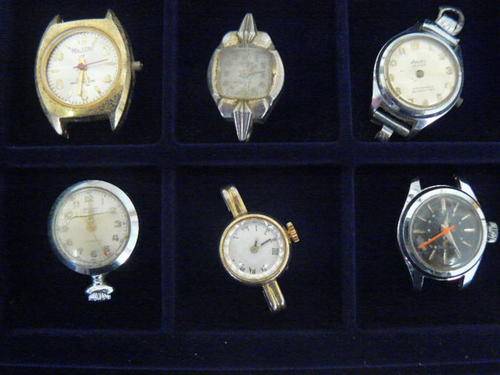 A LOT OF MIXED LADIES WATCHES FOR SPARES