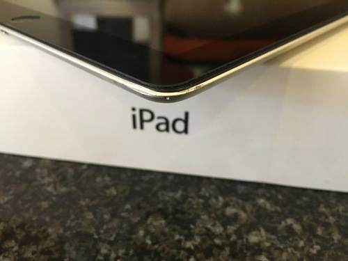 Apple iPad 4 16GB Wifi & 4G - Black (used)