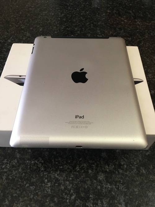 Apple iPad 4 16GB Wifi & 4G - Black (used)