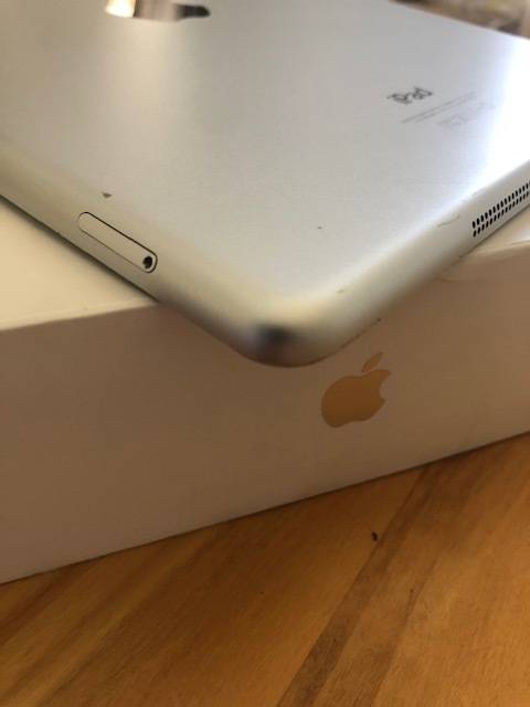 Apple iPad Air 16GB 4G+Wifi - White