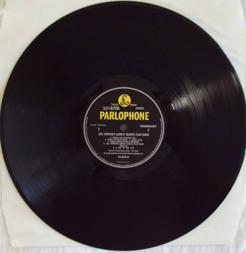 The Beatles Sgt Peppers Lonely Hearts Club Band (Vinyl LP)