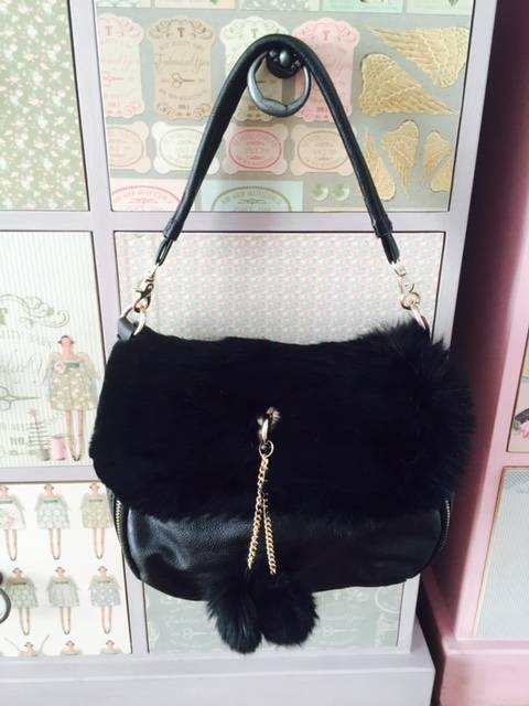 Beautiful Black Leather Ladies Fluffy Fur Handbag