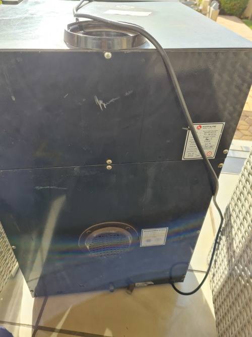 Coffee vending machine