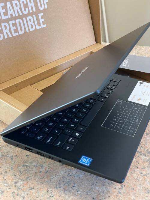 Asus E410M - Intel - 4GB RAM - SSD LAPTOP ~Brand New ~FREE Shipping