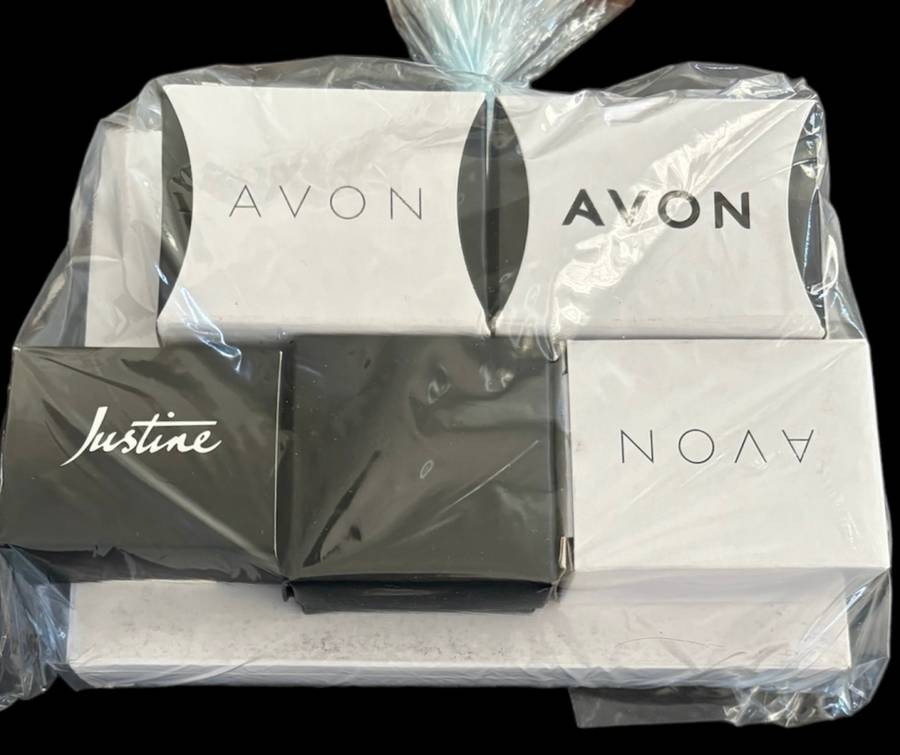 Avon Jewellery Lot of 6