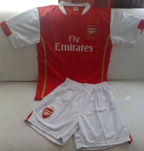 ARSENAL SOCCER TEENAGER KIT SIZE XL