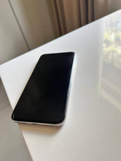 iPhone XS 64Gb