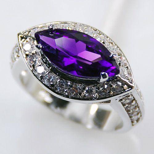 Exquisite 925 Sterling Silver Electroplated and Amethyst Ring...