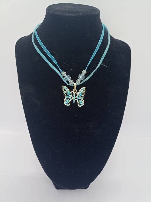 Necklace : Turquoise (Aqua) Stones, silver plated, butterfly shape pendant