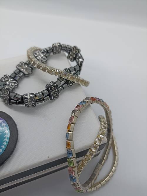 Bracelets : Lot of 6 : Elastic Costume Jewelry