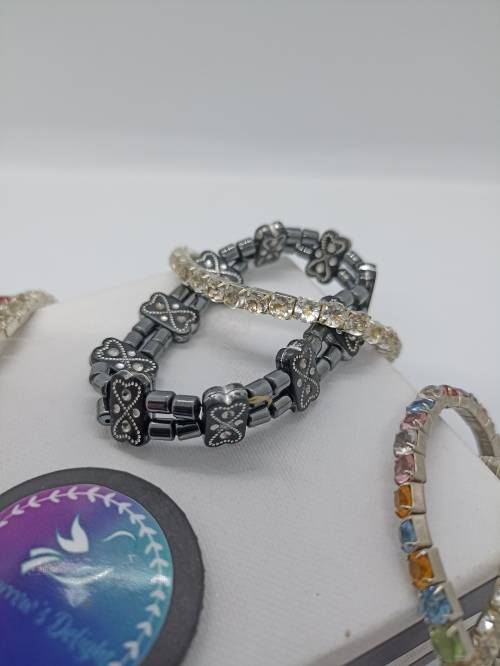 Bracelets : Lot of 6 : Elastic Costume Jewelry