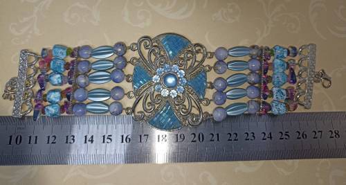NEVER USED : VINTAGE Bracelet : Blue Beads and Stones (Unique)