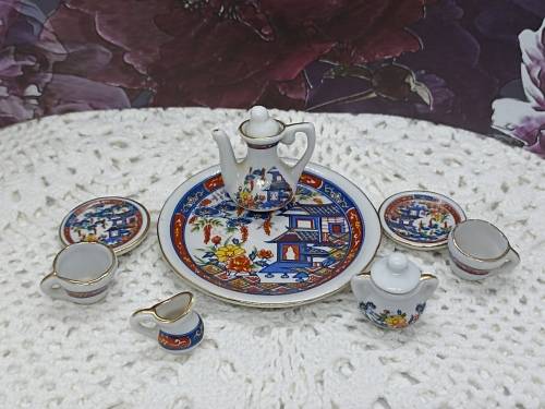 DOLL HOUSE : Highly Detailed Miniature Tea Set (nr 2)