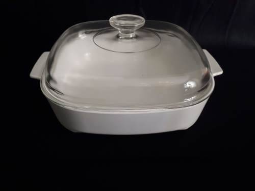 Corningware 3 L dutch oven
