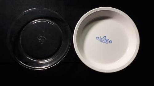 Corningware Pie Dish with Glass Insert