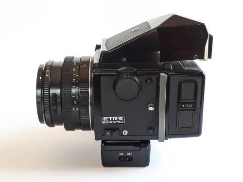 Medium Format Bronica ETRS