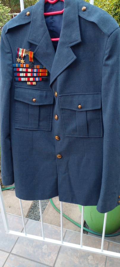 VINTAGE SAAF TUNIC WITH AUTHENTIC WW  11 MINI MEDALS AND SERVICE MEDAL RIBBON STACKS. SEE DESC.