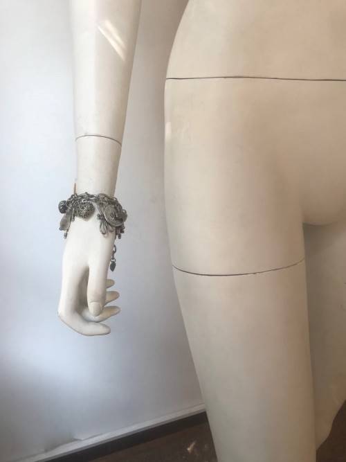 Charmed armband