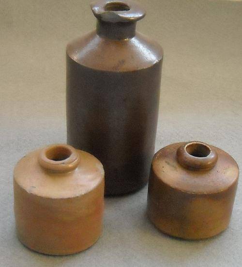 3 VINTAGE INK POTS