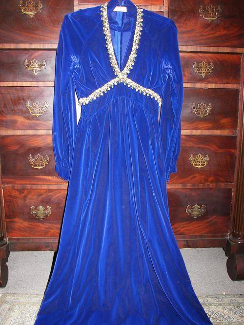 SALE!AUTHENTIC VINTAGE ROYAL BLUE VELVET FORMAL LONG DRESS SIZE 32