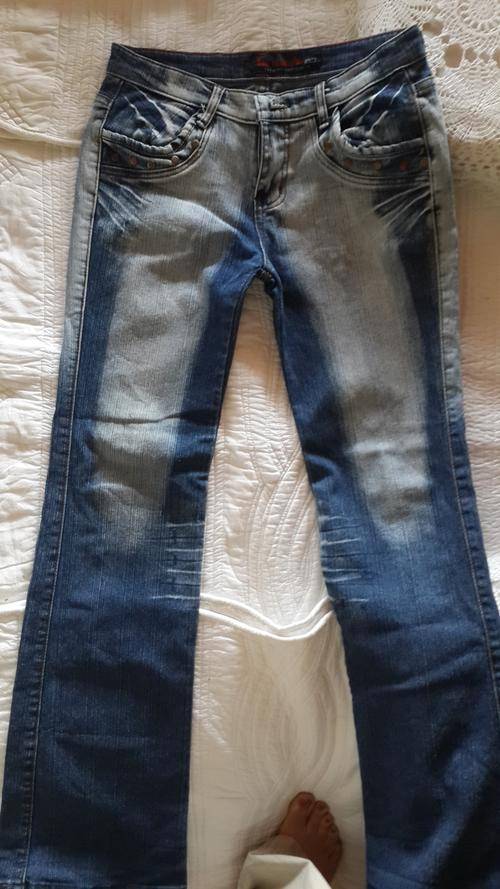 DETAILED BRASS STUDDED FADE DARK BLUE DENIM JEANS SIZE 32