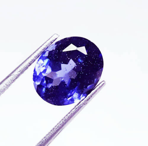 (4.82 ct) EXCELLENT PIECE, BLUE, OVAL, TANZANITE, NATURAL, HEATED, VVS, CERTIFIED