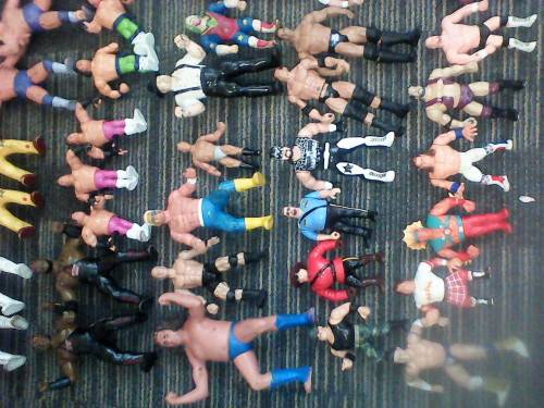COLLECTORS LOT OF 62 WWF/WWE WRESTLING FIGURES