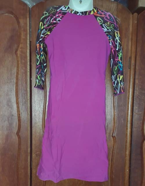 GIRLS: MULTI COLOUR TOP - MAKE: UNDER COVER - SIZE: NO SIZE