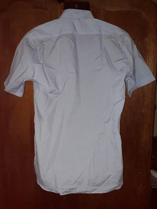 MENS: BLUE SHIRT - MAKE: WOOLWORTHS - SIZE: 14 1/2 37