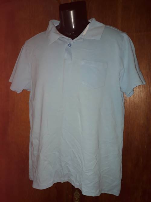 MENS: BLUE GOLF SHIRT - MAKE: OAKRIDGE - SIZE: M