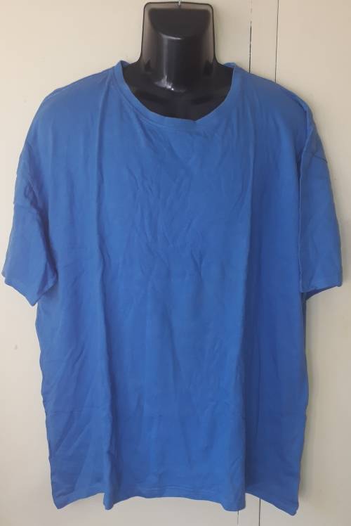 MENS: BLUE T-SHIRT - MAKE: OAKRIDGE - SIZE: XXL