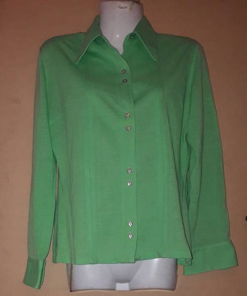 Special!! LADIES - GREEN SHIRT - MAKE - NO MAKE - SIZE - NO SIZE