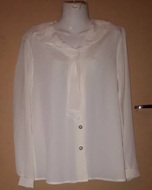 Special!! Ladies - White Blouse - Make - No Make - Size - 36