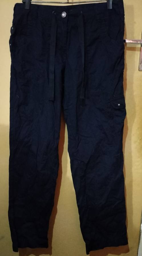 Ladies - Dark Blue Pants - Make - Woolworths - Size - 12
