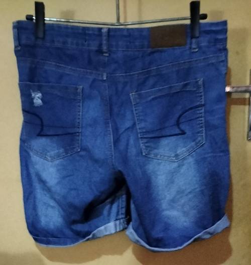 Ladies - Blue Jeans Shorts - Make - Legit Denim - Size - 10/34