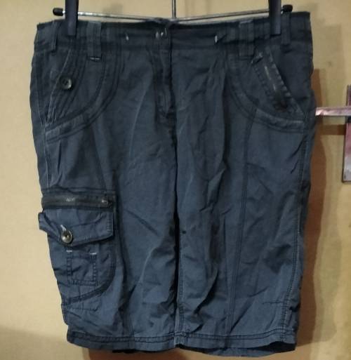Ladies - Brown Shorts - Make - Red Earth - Size - 34