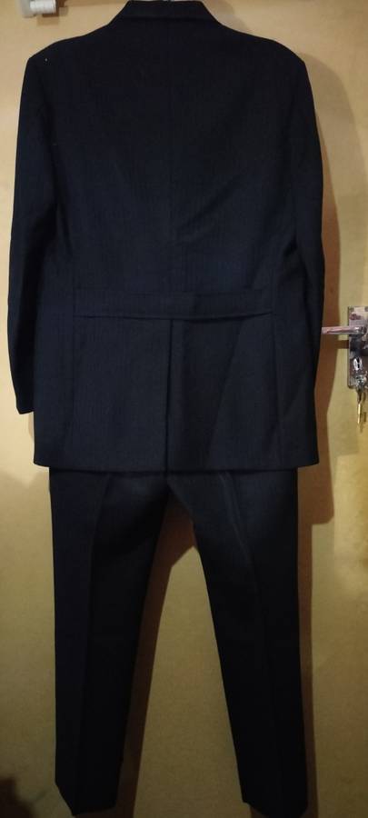 Mens - 2 Piece Black Suit  - Make - Town &  Country - Size - no size