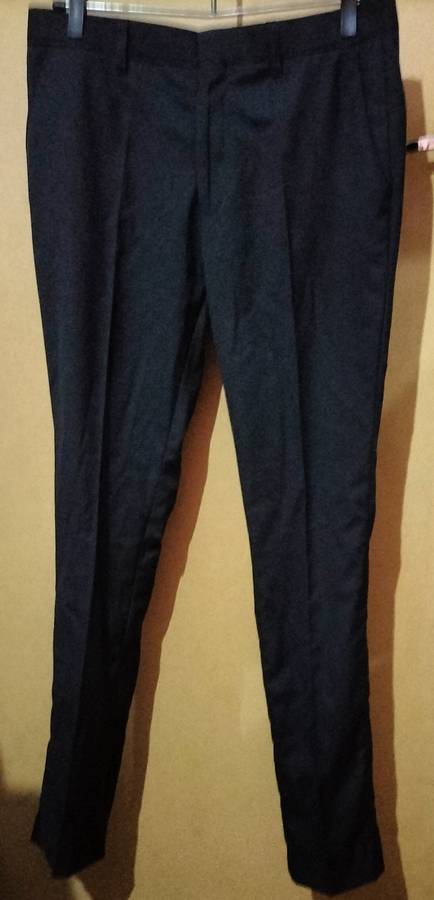 Mens - Black Pants - Make - Truworths man - Size - 33/84 slim fit