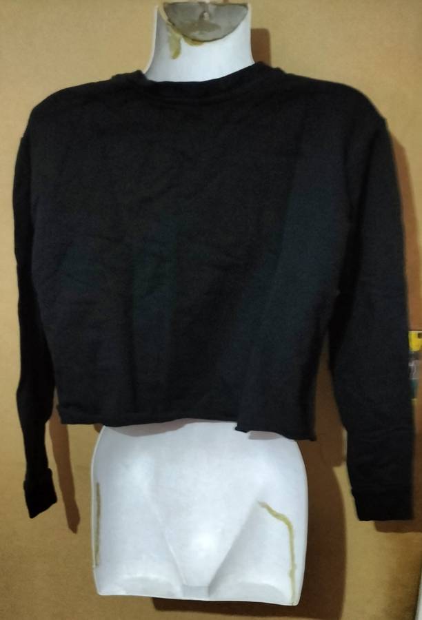 Ladies - Short Black Top - Make - RT - Size - XS