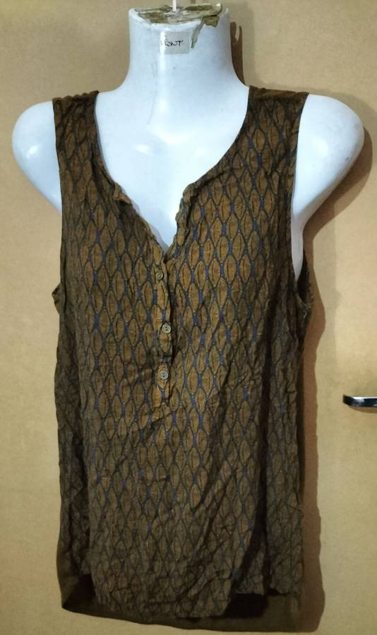 Ladies Multicolored Top by Oakridge Size L